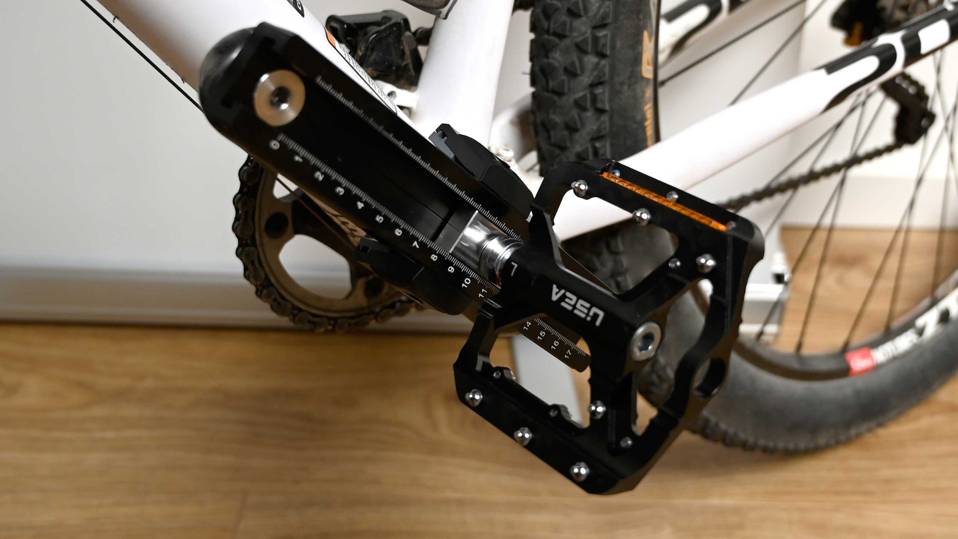 Bild 6, Wexelpunkt WX Vario Invalidenkurbel Kurbelarm-Verkürzer - universelle, stufenlos verstellbar 10 - 170 mm, Fahrradkurbel inkl. Montagekit für Pedal (rechts oder links) passend für Fahrrad und Ergometer